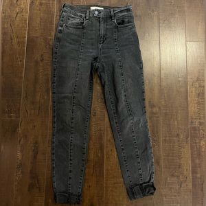 Dynamite Black Jeans!